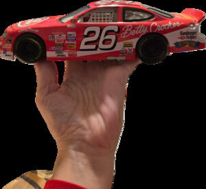 Johnny Benson #26 Betty Crocker Ford Taurus 1:24 Diecast Loose Nascar Hot Wheels